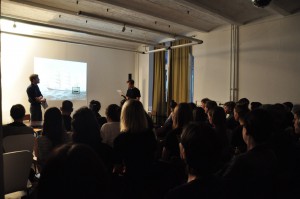 Lecture-Performamce mit Lotz und Köck Wolfram Lotz und Hannes Becker © Michaela Frey